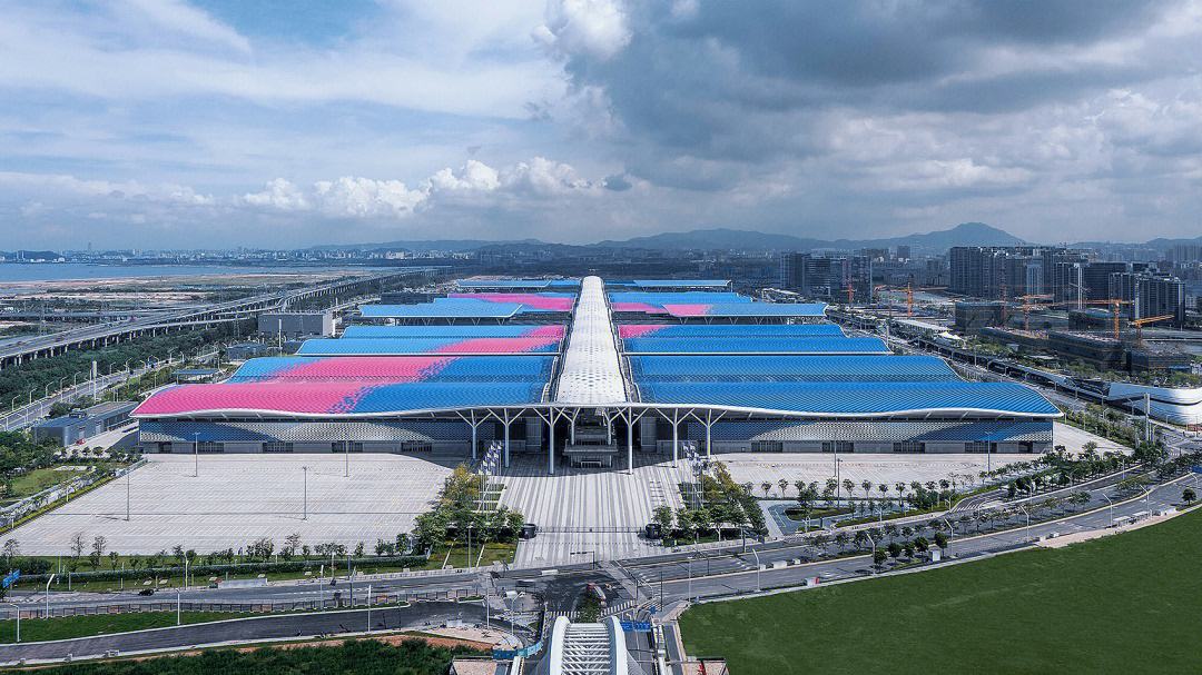 2023第三十五届中国国际塑料橡胶工业博览会于2023年04月17日-20日在深圳国际会展中心隆重开幕！COTV全球直播、中网市场、中网TV、大号会展现场发布！