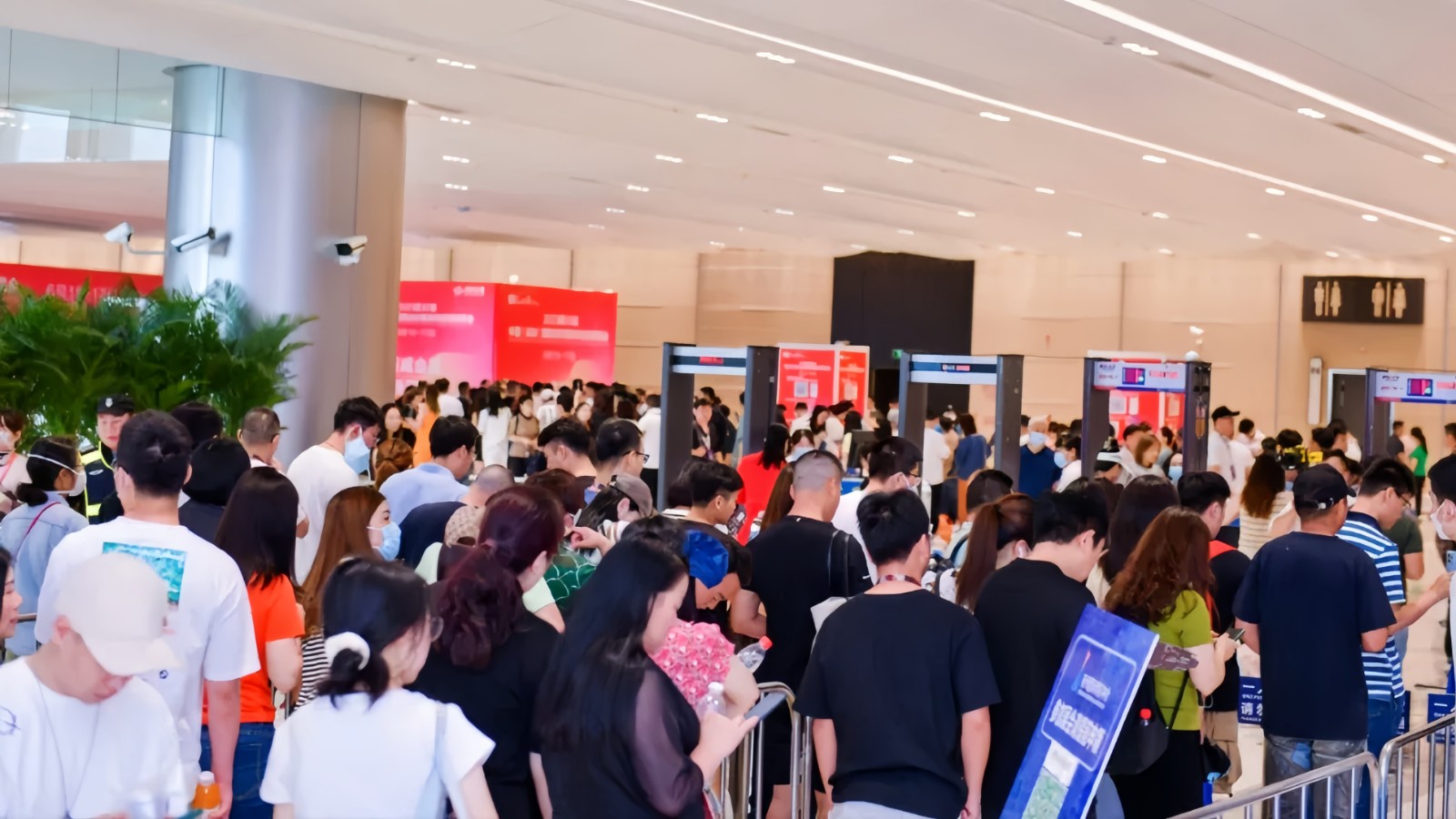 2023时尚纺织盛会|第30届中国（杭州）国际纺织服装供应链博览会于2023年06月15日-17日在杭州国际博览中心重磅开幕！COTV全球直播、中网市场、中网TV、大号会展现场发布！