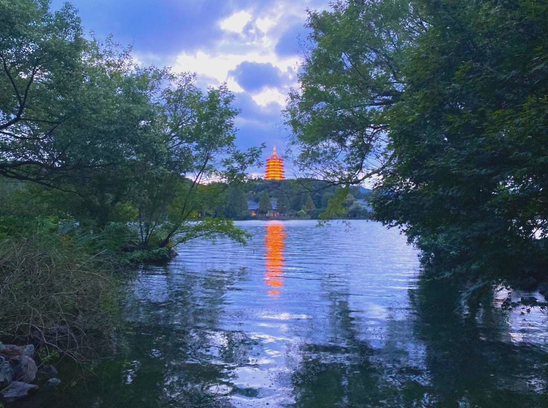 2023时尚纺织盛会|第30届中国（杭州）国际纺织服装供应链博览会于2023年06月15日-17日在杭州国际博览中心重磅开幕！COTV全球直播、中网市场、中网TV、大号会展现场发布！