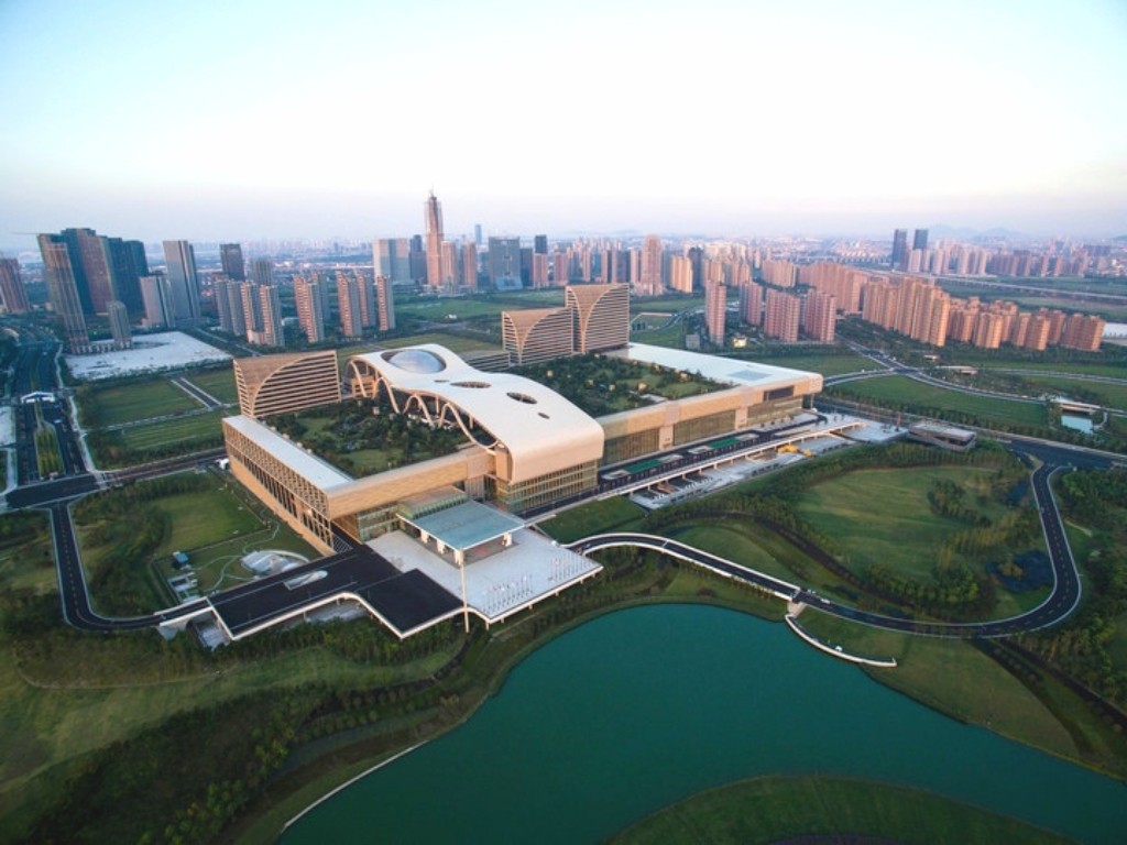 2023时尚纺织盛会|第30届中国（杭州）国际纺织服装供应链博览会于2023年06月15日-17日在杭州国际博览中心重磅开幕！COTV全球直播、中网市场、中网TV、大号会展现场发布！