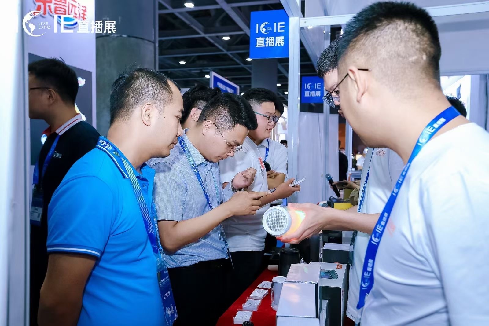 2024第十一届ICIE中国广州国际网红直播电商交易博览会/同期举办社群团购万人团长对接大会—— 电商新业态 零售新动力—— 2024第十一届ICIE中国广州国际网红直播电商交易博览会/同期举办社群团购万人团长对接大会—— 电商新业态 零售新动力——