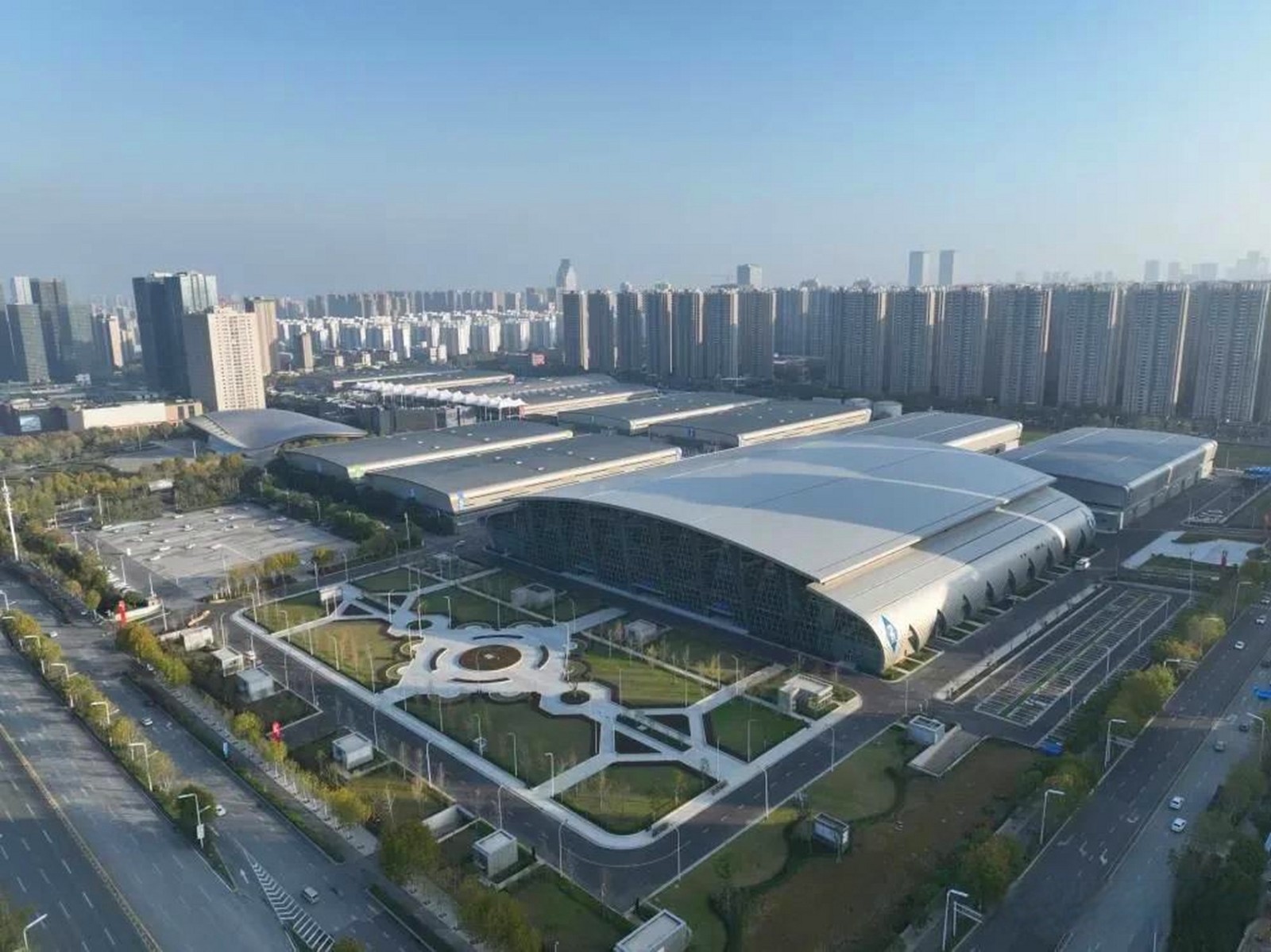 大号发布：2023年世界制造业大会于2023年09月20日-24日在合肥滨湖国际会展中心盛大开幕！COTV全球直播、中网市场、中网TV、大号会展现场发布！