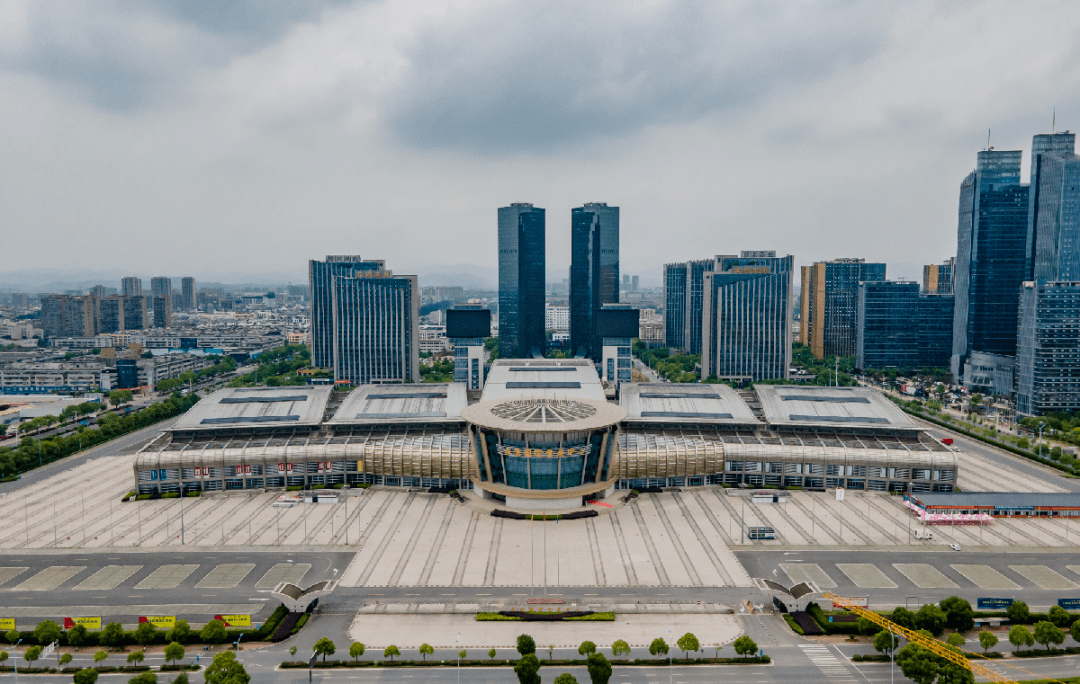 2023第十八届中国国际五金电器博览会于2023年10月27日-29日在中国·永康国际会展中心盛大开幕，场面火爆! COTV全球直播、中 网市场、中网TV、大号会展现场发布!