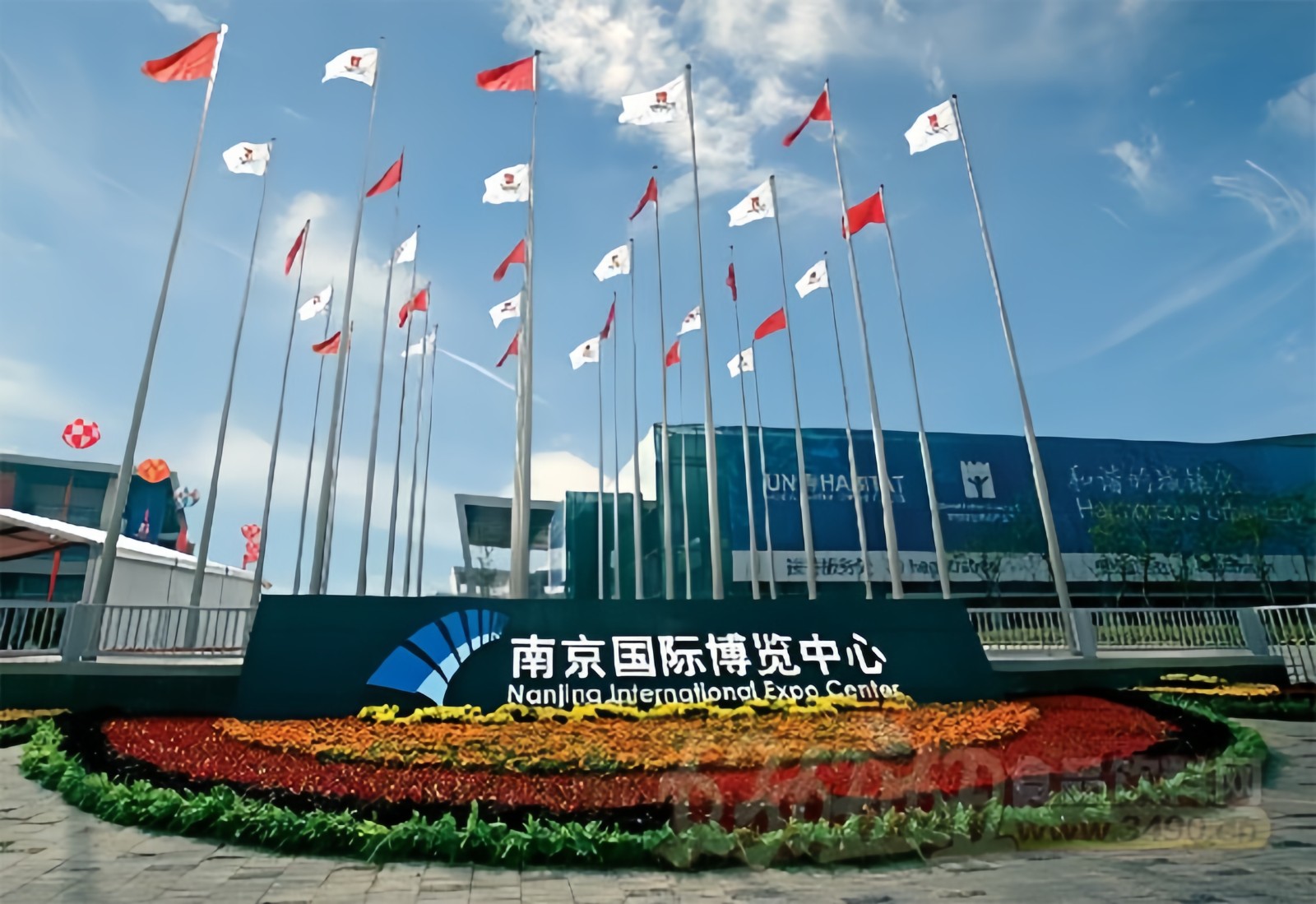 热烈祝贺2023世界智能制造大会于2023年12月06日-09日在中国·南京国际博览中心盛大开幕，场面火爆！COTV全球直播、中网市场、中网TV、大号商城、大号会展现场发布！