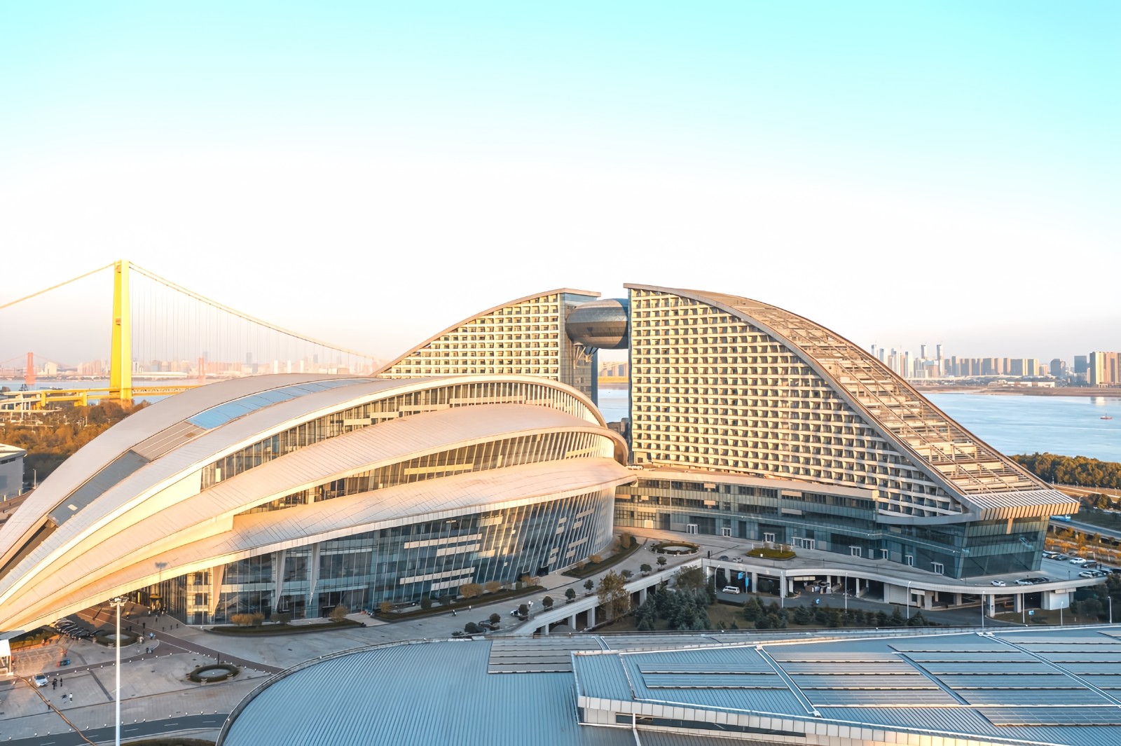 大号发布:2024武汉咖啡与饮品展览会&咖啡节暨武汉巧克力展览会于2024年05月31日-06月02日在武汉国际博览中心隆重开幕!COTV全球直播、中网市场、大号会展现场发布! 大号发布:2024武汉咖啡与饮品展览会&咖啡节暨武汉巧克力展览会于2024年05月31日-06月02日在武汉国际博览中心隆重开幕!COTV全球直播、中网市场、大号会展现场发布!