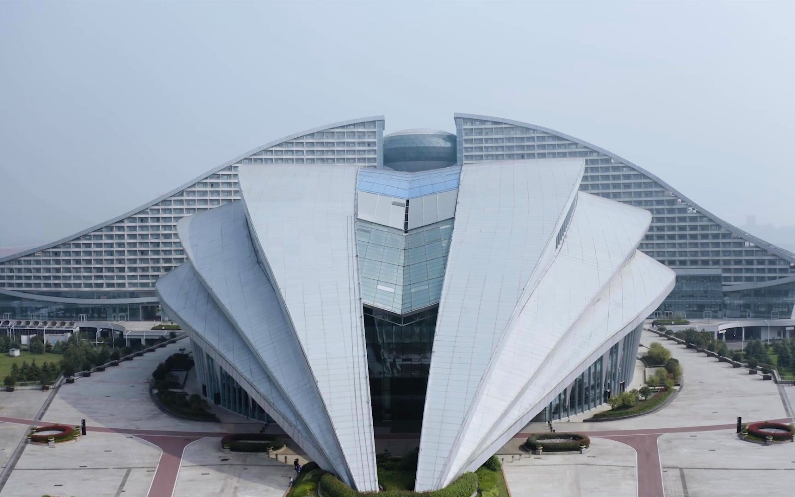 大号发布:2024武汉咖啡与饮品展览会&咖啡节暨武汉巧克力展览会于2024年05月31日-06月02日在武汉国际博览中心隆重开幕!COTV全球直播、中网市场、大号会展现场发布! 大号发布:2024武汉咖啡与饮品展览会&咖啡节暨武汉巧克力展览会于2024年05月31日-06月02日在武汉国际博览中心隆重开幕!COTV全球直播、中网市场、大号会展现场发布!