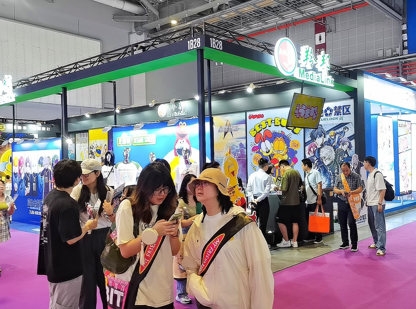 大号发布:2024全球授权展·中国站LEC展览会于2024年07月17日-19日在上海国家会展中心盛大开幕!COTV全球直播、大号商城、中网市场、大号会展现场发布! 大号发布:2024全球授权展·中国站LEC展览会于2024年07月17日-19日在上海国家会展中心盛大开幕!COTV全球直播、大号商城、中网市场、大号会展现场发布!