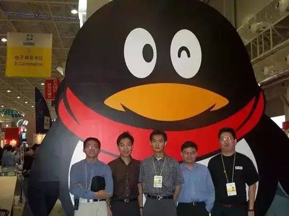 聚焦“战略性技术” 抢占全球科技制高点：深圳人工智能展