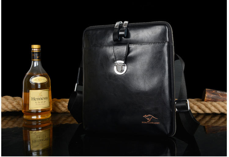 鸿岩袋鼠男包单肩包斜挎包休闲时尚牛皮男士包潮男背包