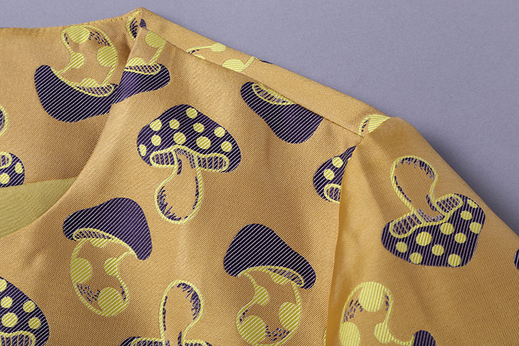 风衣女装外套欧美大牌蘑菇图案时尚红人超美廓型大衣