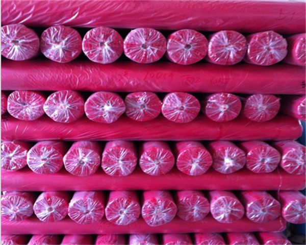 1.5米宽280克涤纶布打卷包装加工