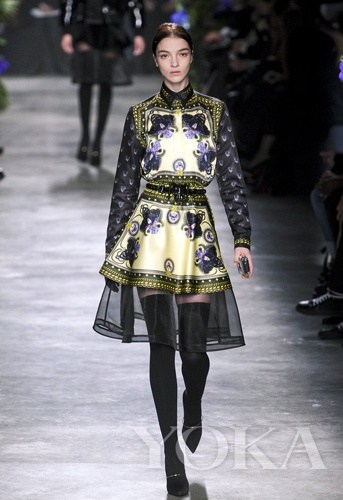 Givenchy 2011 Fall/Winter Paris Fashion Week