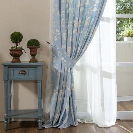 恬静中的优雅姿态 9款唯美蓝色系窗帘