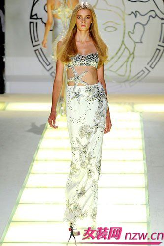 　　Versace 2012春夏系列