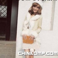 最新韩版潮流款休闲时尚女装日式毛毛领外套8144